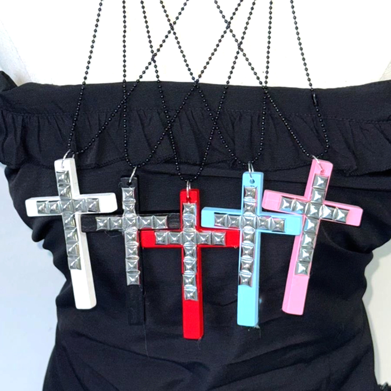 Goth Jewelry Wooden Pink Srive - Women'S Accessories In The 90S avis et prix