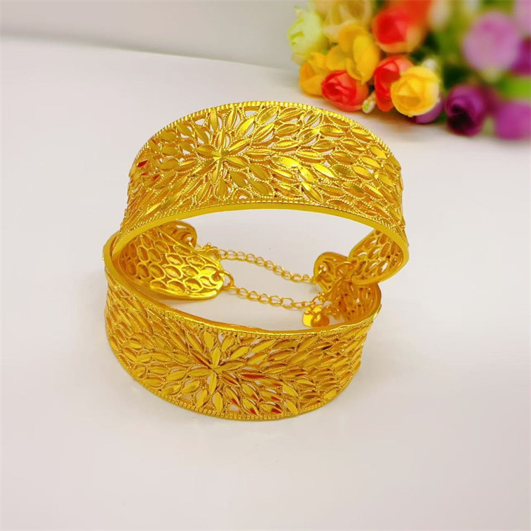 24K Gold Peacock Feather Women - Women'S Accessories New Look avis et prix