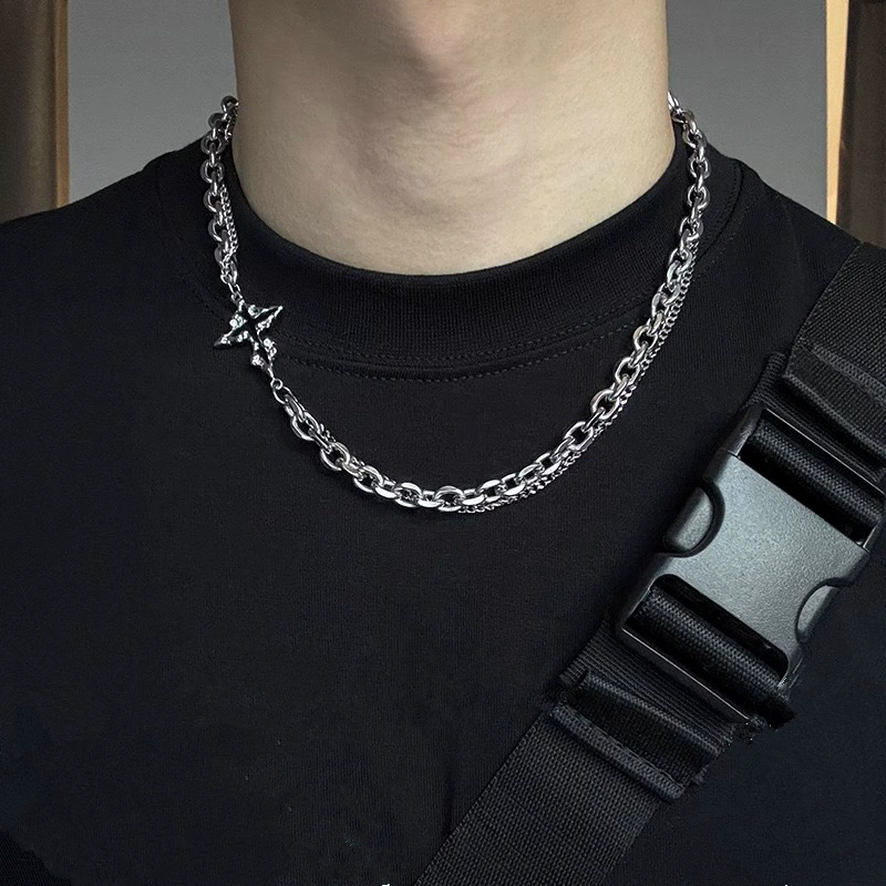 Punk Black Cross Pendant Chain - Women'S Accessories In The 90S avis et prix