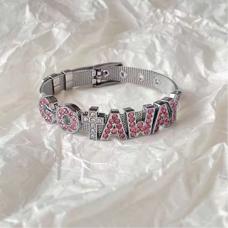 Fashion Cool Temperament Wear  - Women'S Accessories To Wear With Watch avis et prix