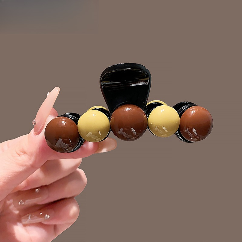 Chic Contrast Bead Hair Claw W - Women'S Accessories New Look avis et prix