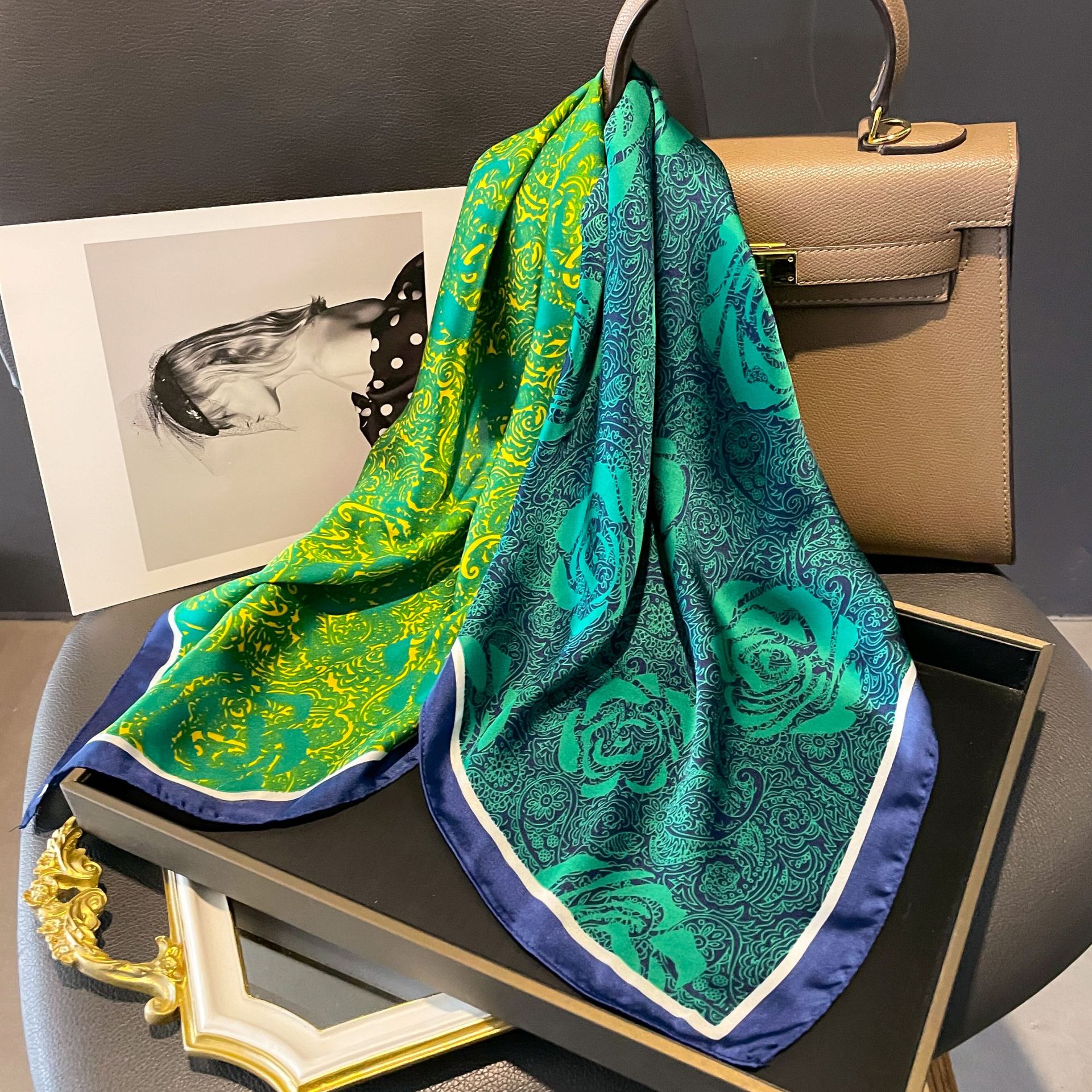 70x70cm Women Scarf Silk Feeli - Women Accessories Brands avis et prix