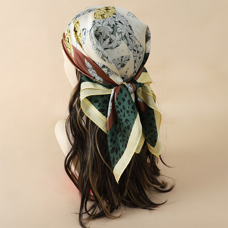 70x70cm Women Scarf Silk Feeli - Women Accessories Brands avis et prix